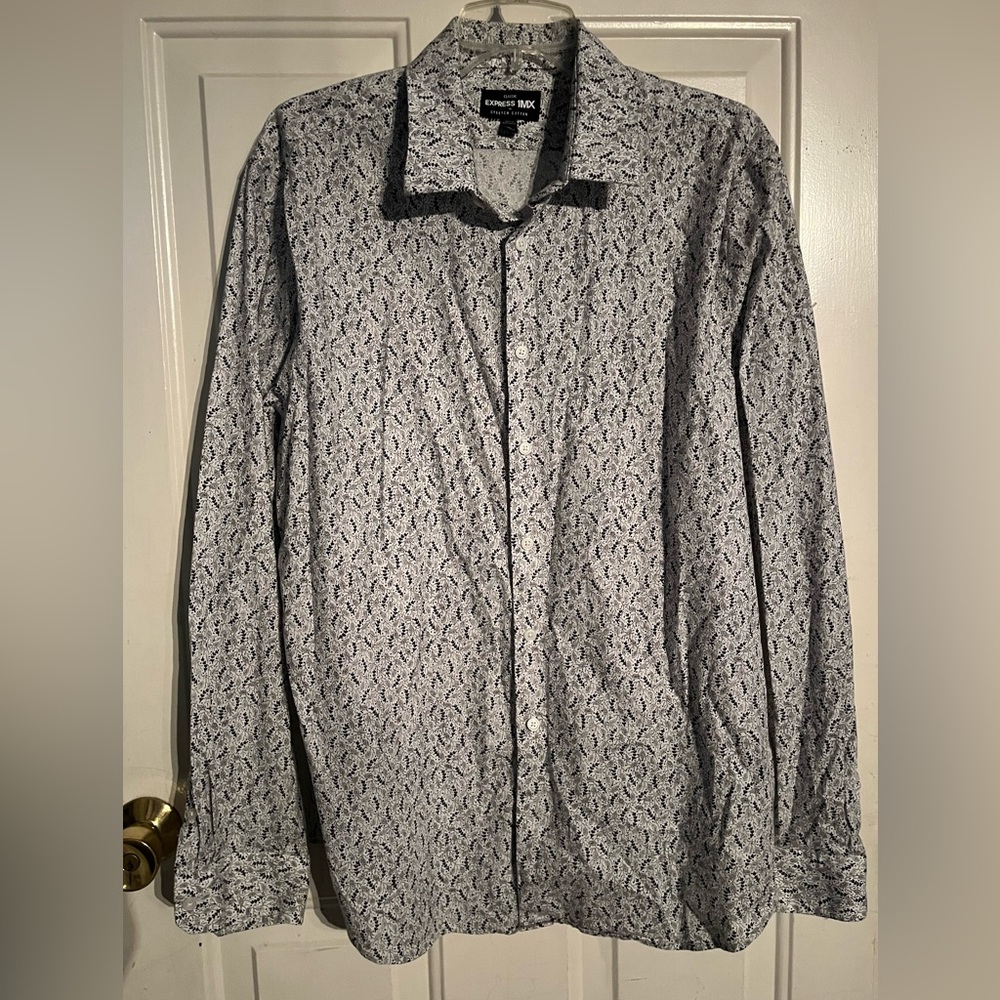 Men’s Express button down - Picture 2 of 6